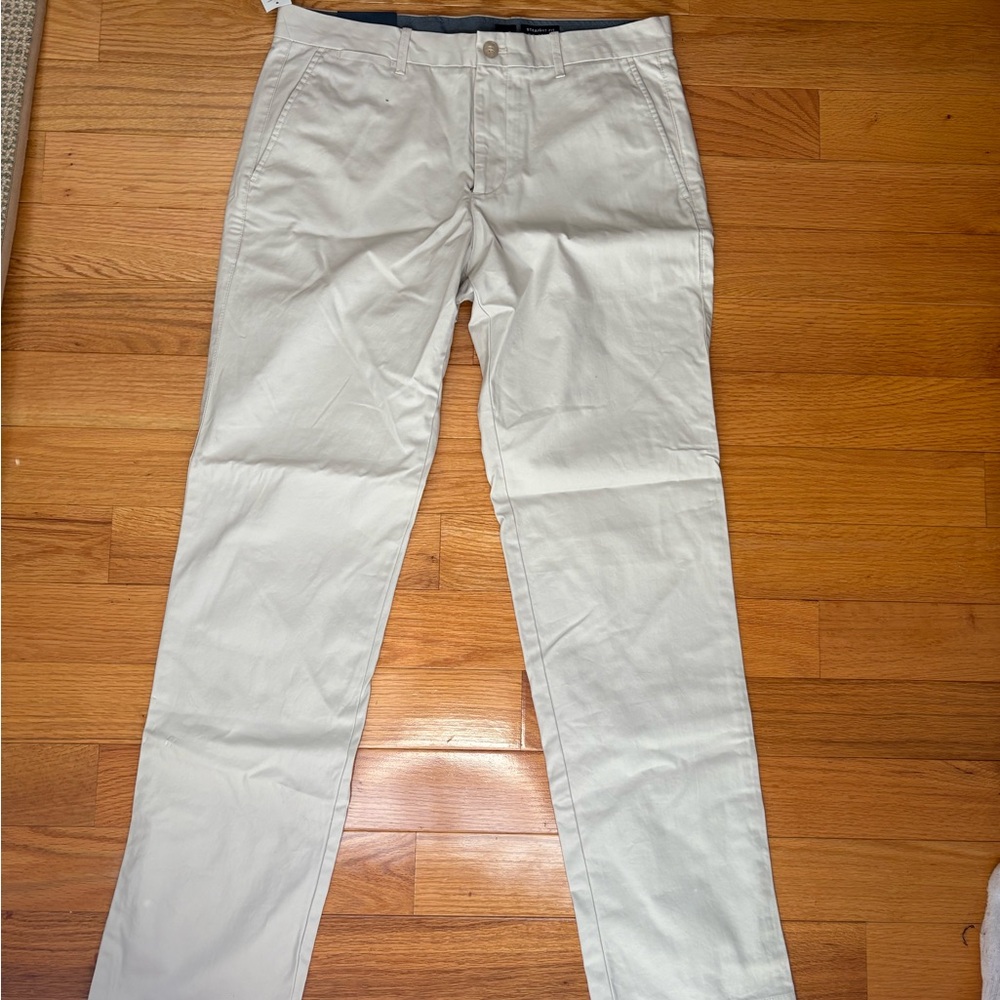 GAP Men's Light Tan Chinos